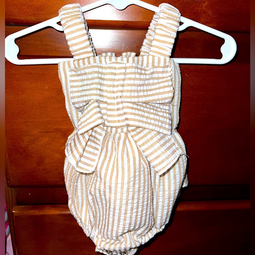 Baby girl striped bodysuit